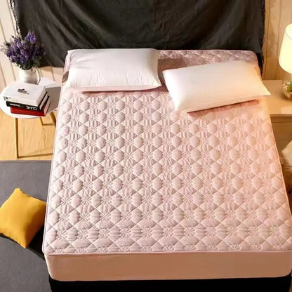 Thicken Quilted Mattress Cover King Queen Quilted Bed Fitted Bed Sheet Anti-Bacteria Mattress Topper Air-Permeable Bed Cover