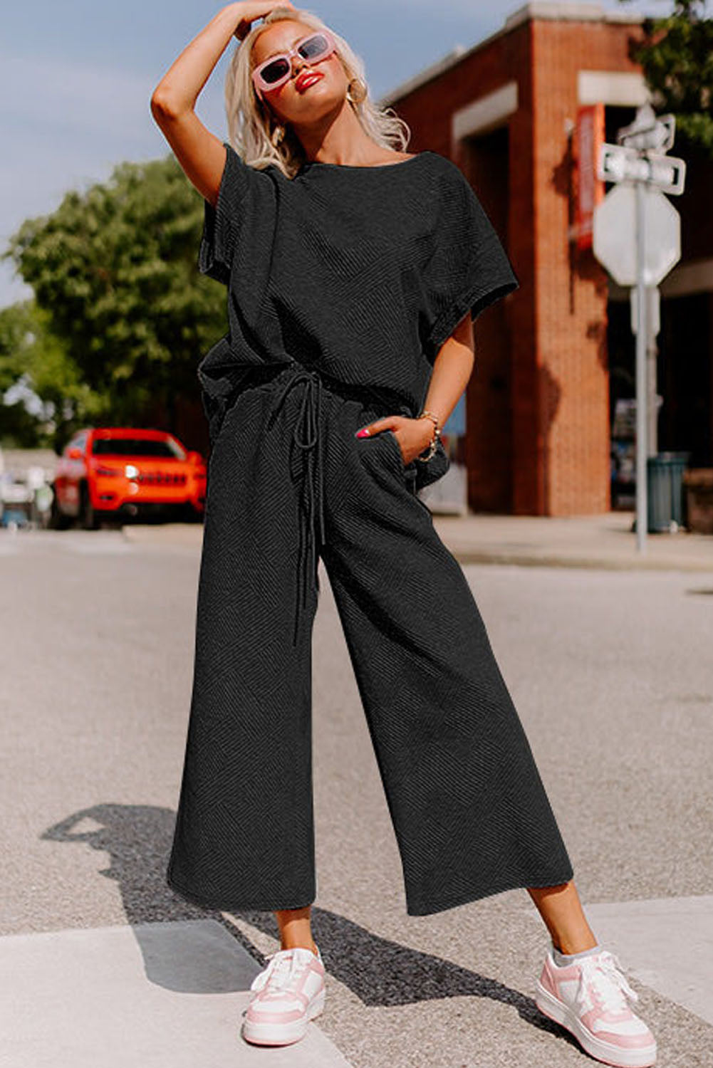 Black Textured Loose Fit T-Shirt and Drawstring Pants Set