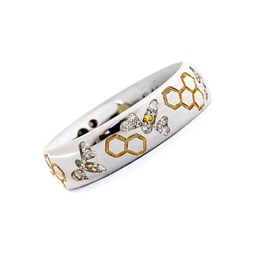 Cool Design Bee Themed Ring