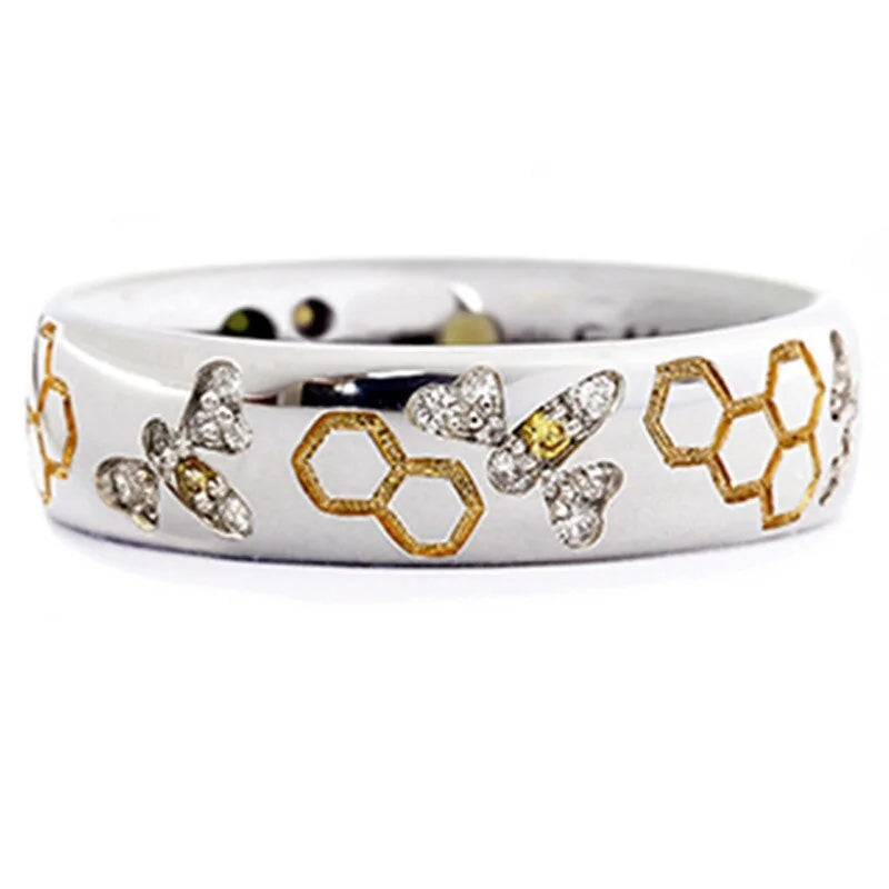 Cool Design Bee Themed Ring